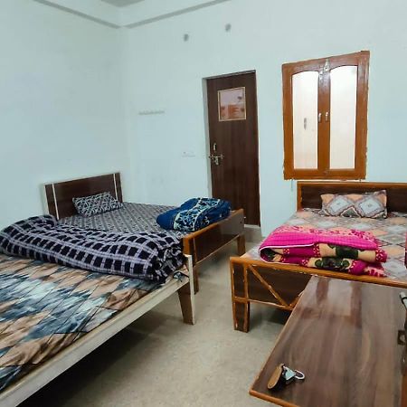 Gopal Sadan-2 Apartment Vrindavan Exterior photo